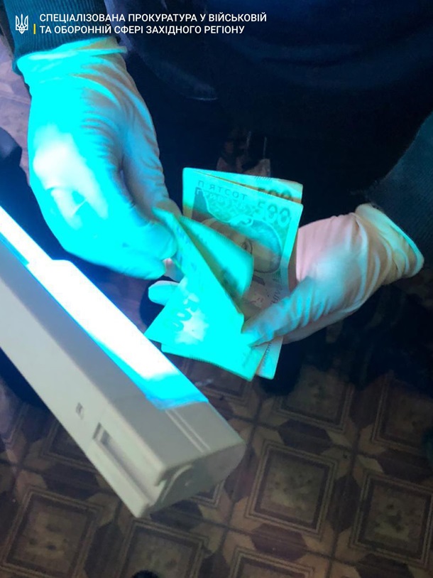 На Закарпатье пограничника задержали при сбыте наркотиков