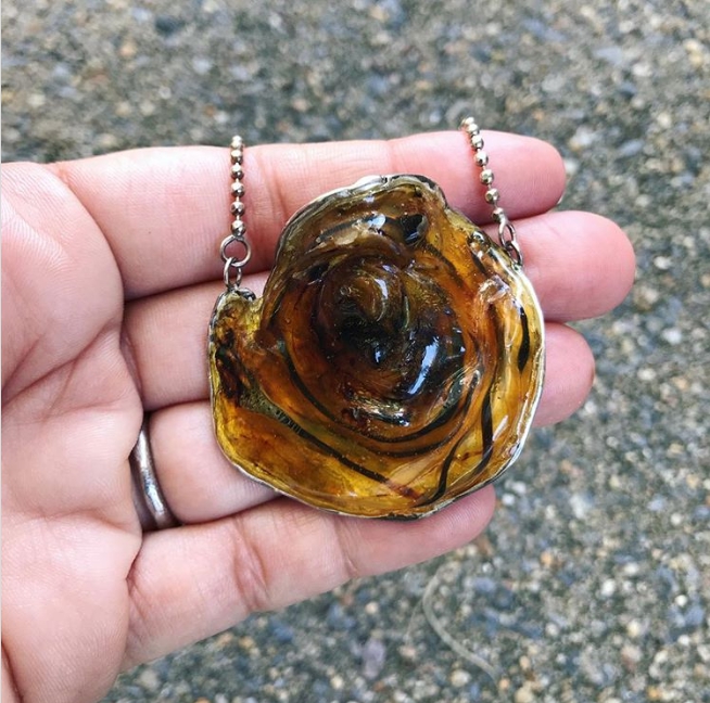 Ожерелье из пупка