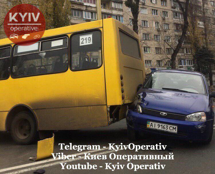 Авария в Киеве на Куреневке 