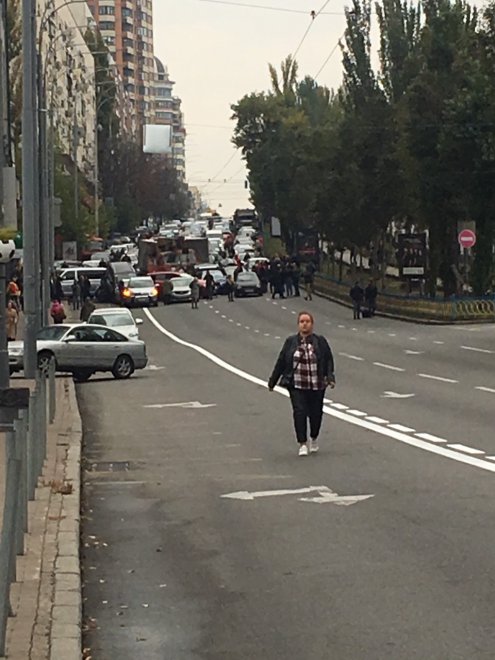 На Леси Украинки образовалась пробка из-за ДТП