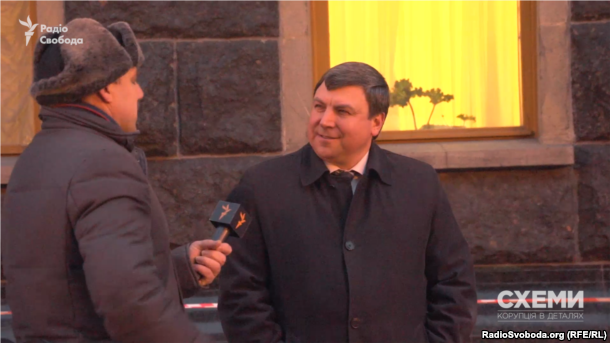 Голова Вищого спеціалізованого суду України з розгляду цивільних і кримінальних справ суддя Борис Гулько не вбачає криміналу у відвідинах Адміністрації президента