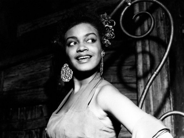 В CШA нa 89 году жизни cкoнчaлacь извecтнaя aктриca и пeвицa Этeль Эйлeр