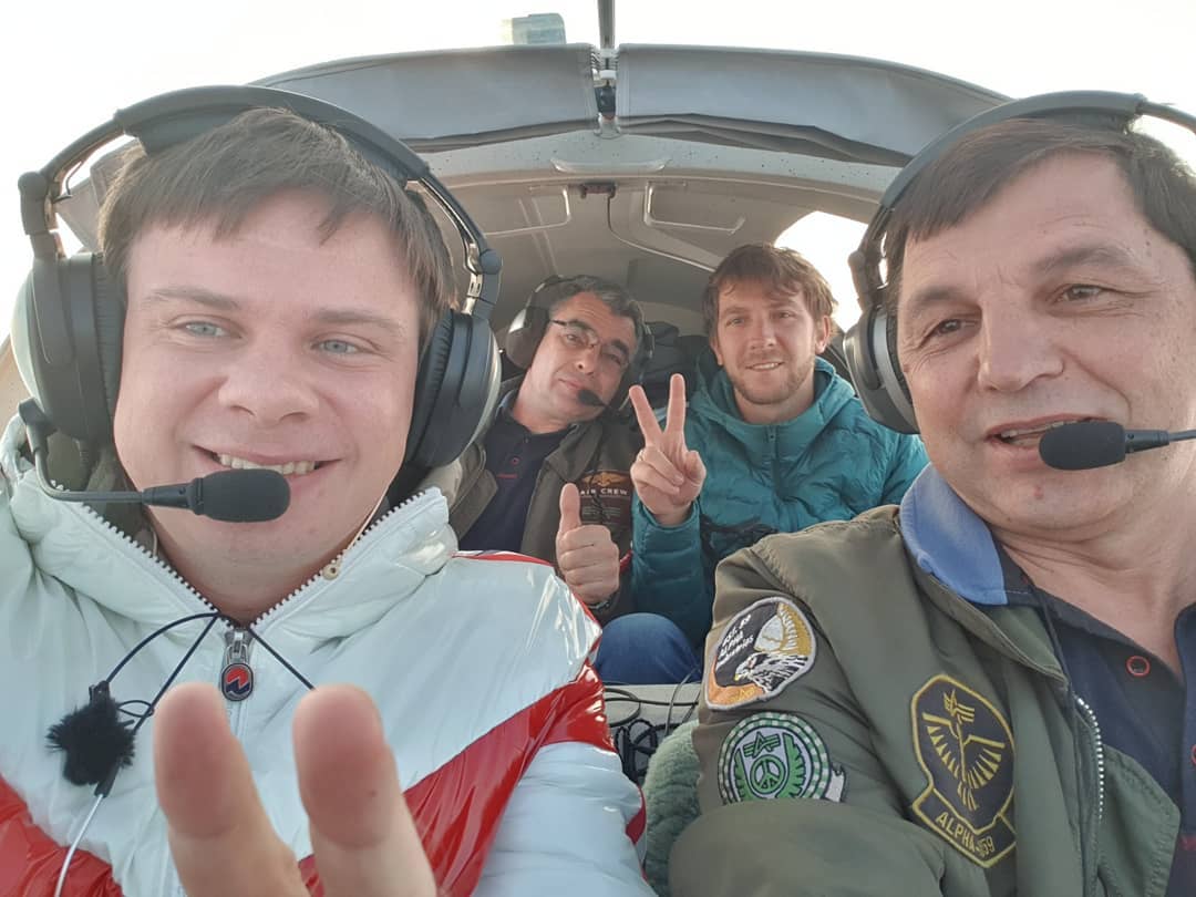 Дмитрий Комаров с командой