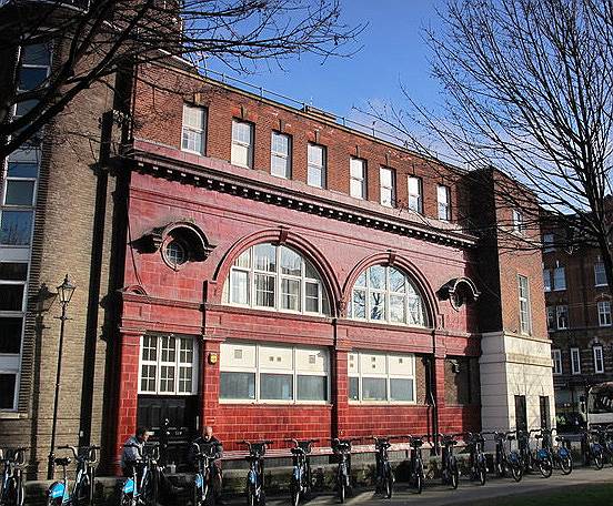 Старая станция метро Brompton Road