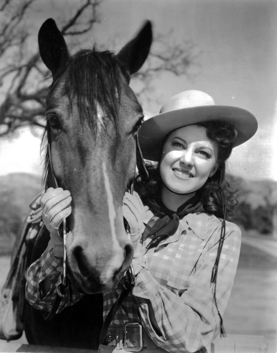 Умерла Фэй Маккензи