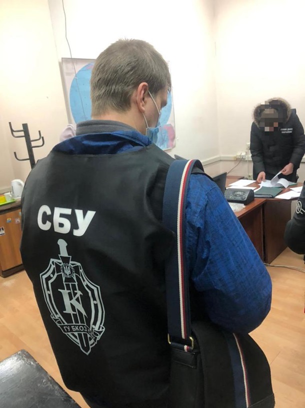 Подполковника налоговой полиции подозревают в работе на ДНР