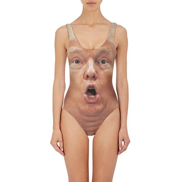Американский модный бренд выпустил эпатажные бикини с Трампом