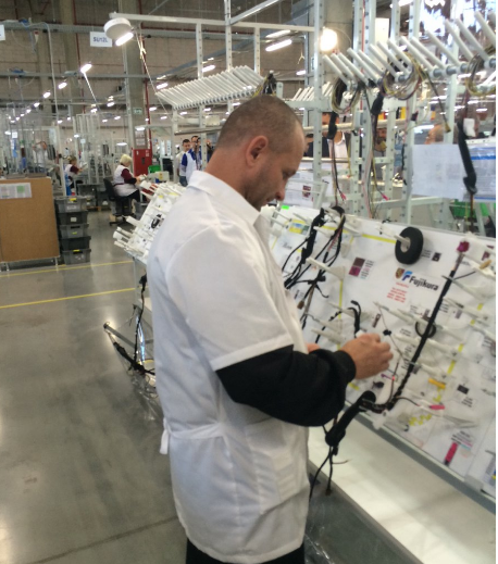 Кабельный завод Fujikura - фото со страницы Facebook Владимира Гройсмана