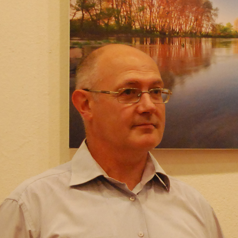 Владислав Артамонов