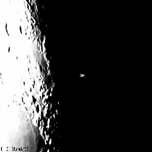 Появление Сатурна из-за иска Луны 24.09.1997.Copyright: K. Stanek (CfA), W. Colley (Princeton)