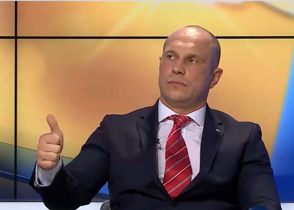 Кива хочет внести залог за полицейского