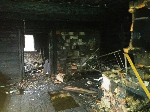 На Житомирщине подросток спас пенсионерку из пожара