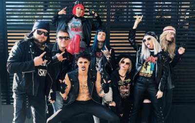 "Время и Стекло"