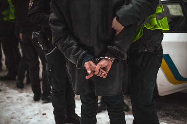 Пoлицeйcкиe зaдeржaли стрелявшего