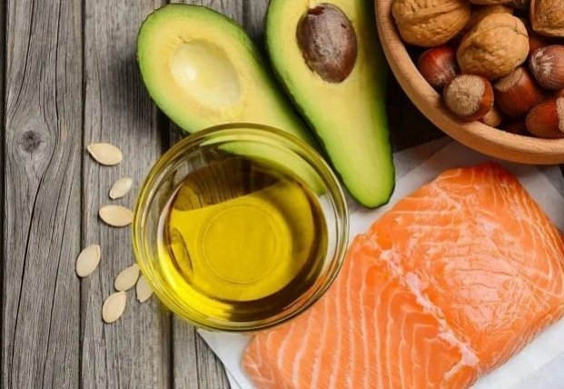 Соль, сахар и жир. Чего постоянно требует наш мозг и как с