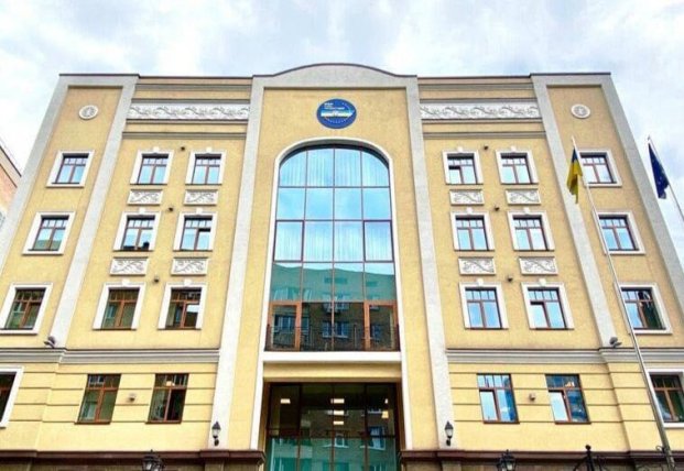 Росія атакувала Вищу раду правосуддя в Києві, є постраждалі: з’явились перші подробиці (відео)