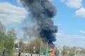Росіяни розносять АЗС у Харкові, вже 9 влучань (відео)