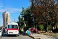 Влетів у маршрутку і вилетів на зупинку з людьми: у Києві сталась страшна смертельна ДТП, є відео моменту