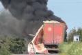 Уся дорога усипана ковбасою: росіяни знищили ще одну вантажівку "Салтівського м'ясокомбінату" (відео)