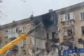 В Одесі шахед влетів у багатоповерхівку, обвалився цілий підʼїзд, по місту багато руйнувань (відео)