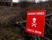 Черговий зашквар: Human Rights Watch звинуватили Україну у використанні мін, а на мапі вказали Крим російським