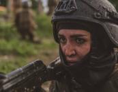 "Жінок також треба мобілізувати. Вже треба прийняти реальність — служити треба всім", — військова Оксана Іванець