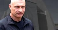 Кличко розкритикував голів районів Києва за затягування встановлення мобільних укриттів