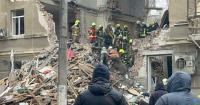 В Одесі під завалами виявили вже двох загиблих, серед 35 поранених – вагітна жінка та діти (фото)