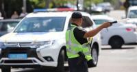 18-річний водій без прав протаранив білборд у Києві
