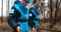 Швеція оголосила конкурс для організацій, що займаються протимінною діяльністю в Україні