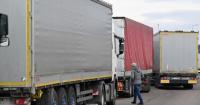 На кордоні з Польщею зупинили оформлення вантажних автомобілів 