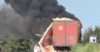 Уся дорога усипана ковбасою: росіяни знищили ще одну вантажівку 