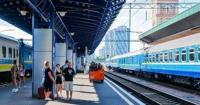 Рух поїздів у Києві не зупинявся: вокзали неушкоджені, можливі затримки