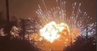 Уражено один із найбільших арсеналів Росії: відео потужної