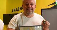 ​Григорий Козловский получил медаль «За содействие обороне» от министра Умерова