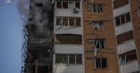 У Києві дрон поцілив прямо у 22-поверхівку, серед постраждалих - вагітна жінка: відео прильоту
