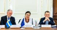 Посли країн ЄС зустрілися з Зеленським: обговорили оборону, вступ до Євросоюзу та санкції проти Росії