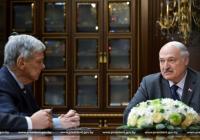 Трамп із нетерпінням чекає на зустріч із "високоповажним" Лукашенком, із яким його спецпосланник пив горілку 