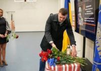 У Києві відкрили меморіальну дошку загиблому захиснику України Даніелю Ковальчуку