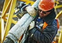 ​В Україну вже завозять трудових мігрантів: на будівництво - з Індії, шити одяг - дівчат з Філіппін​