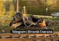 Масштабна ДТП на Львівщині: поїзд Київ – Ужгород зіткнувся з автокраном, є загиблий