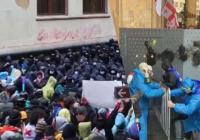 У Грузії ухвалили скандальний закон про "іноагентів": почалися масові протести