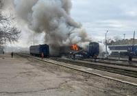 Шахед спалив вагон у Миколаєві, напередодні прилетіло за кілька метрів від потяга "Дніпро-Ковель" (відео)