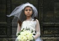 Як у середньовіччі: в Україні хочуть дозволити шлюб з 14 років