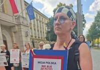 Понад 11 тисяч поляків підписали петицію проти насильства та ненависті, передавши її уряду