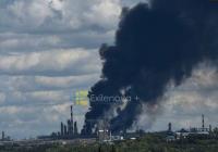 "Люди у безвиході": дрони атакували Москву та Ленінградську область, черги на АЗС, бензину немає (відео)