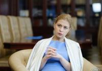 Експосол України в США Стефанішина підозрюється у незаконному збагаченні: її реакція (відео)
