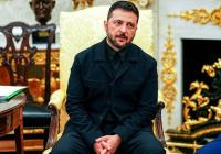 РФ вдарила ракетою по виробництву одягу, який носить Зеленський після сварки з Трампом через костюм (відео)