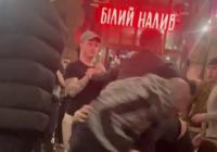 У Києві на Хрещатику сталася масова бійка (відео)