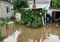 В Днепре из-за непогоды затопило 90 домов (видео)